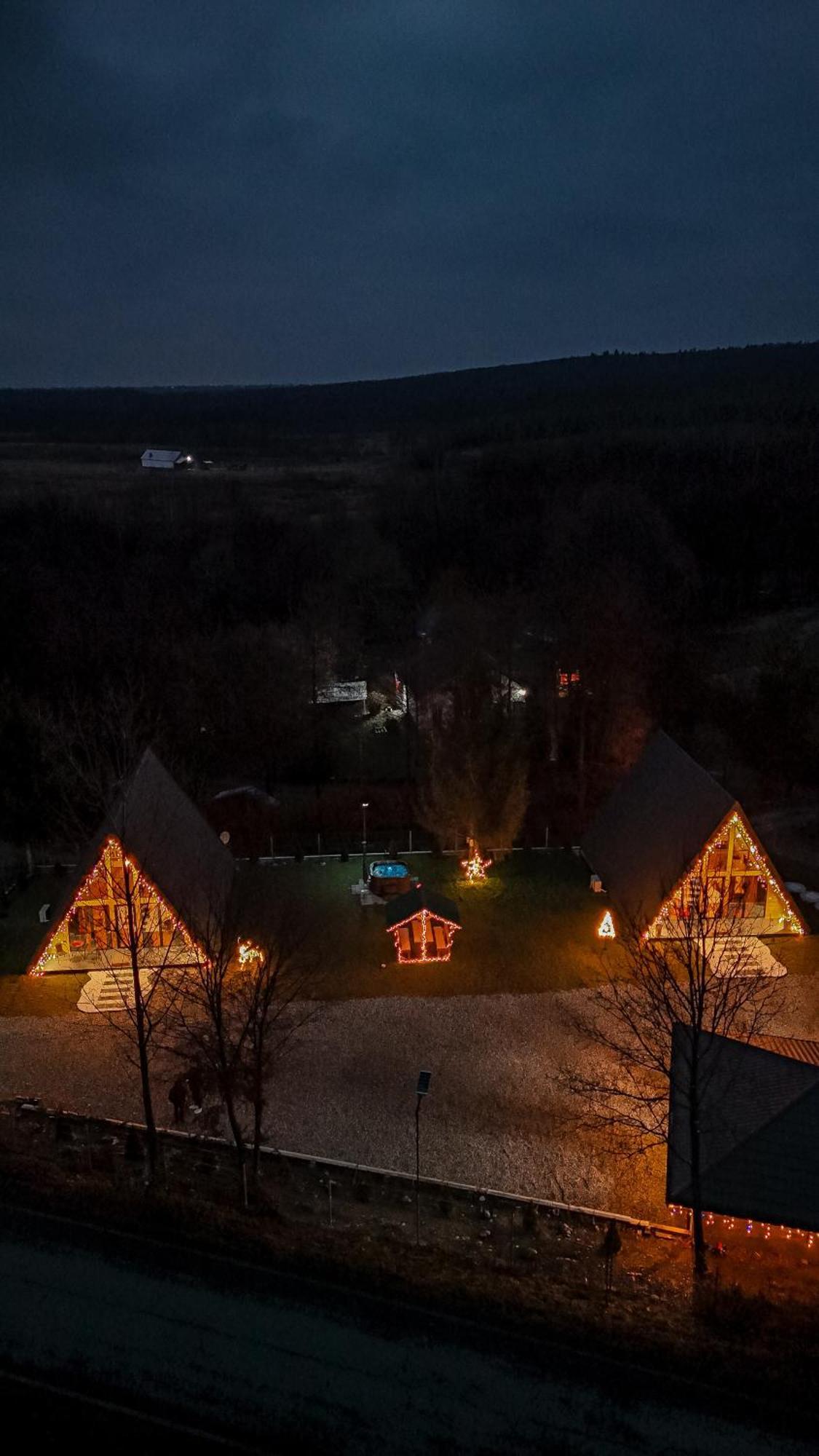 Povestea Din Munti Arpaşu de Sus Exteriér fotografie